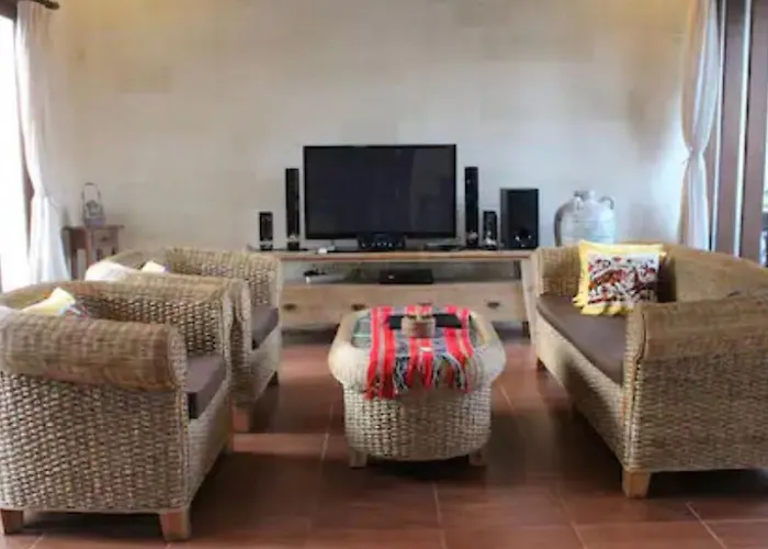 Nuansa Kori House 4 Bedrooms, 別荘