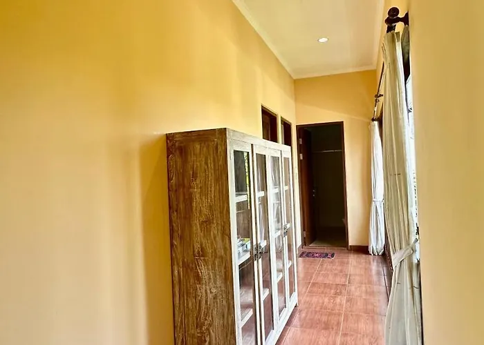 別荘 Nuansa Kori House 4 Bedrooms,
