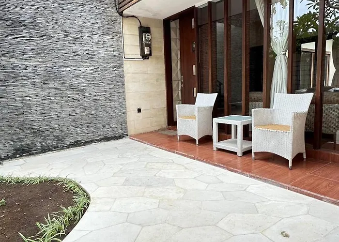 別荘 Nuansa Kori House 4 Bedrooms, ジンバラン